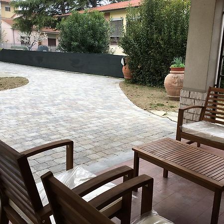 La Casa Di Nila Apartment Pisa Exterior foto