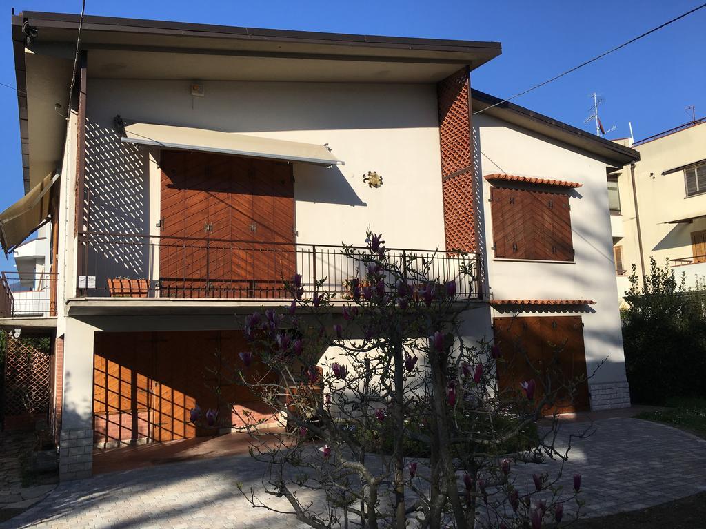 La Casa Di Nila Apartment Pisa Exterior foto